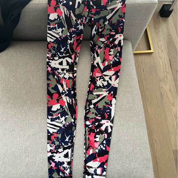 Lululemon leggings - Picture 2 of 3